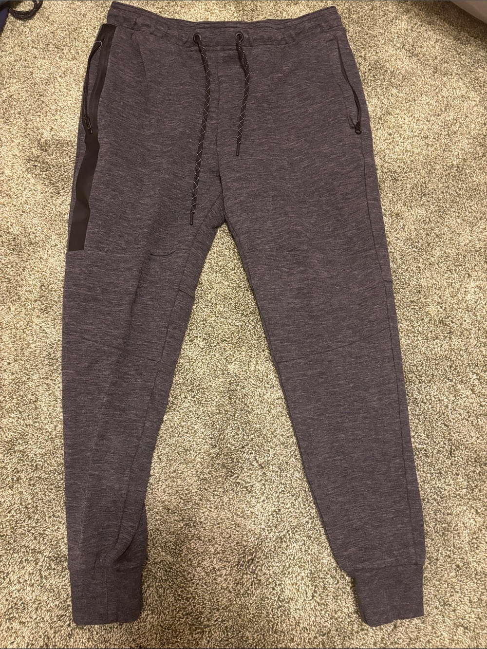 American Eagle Active Flex Men's Gray Jogger Pants with Drawstring Zip Pockets